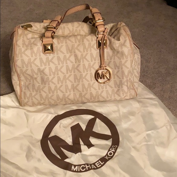 Michale Kors bowler bag - Picture 2 of 5